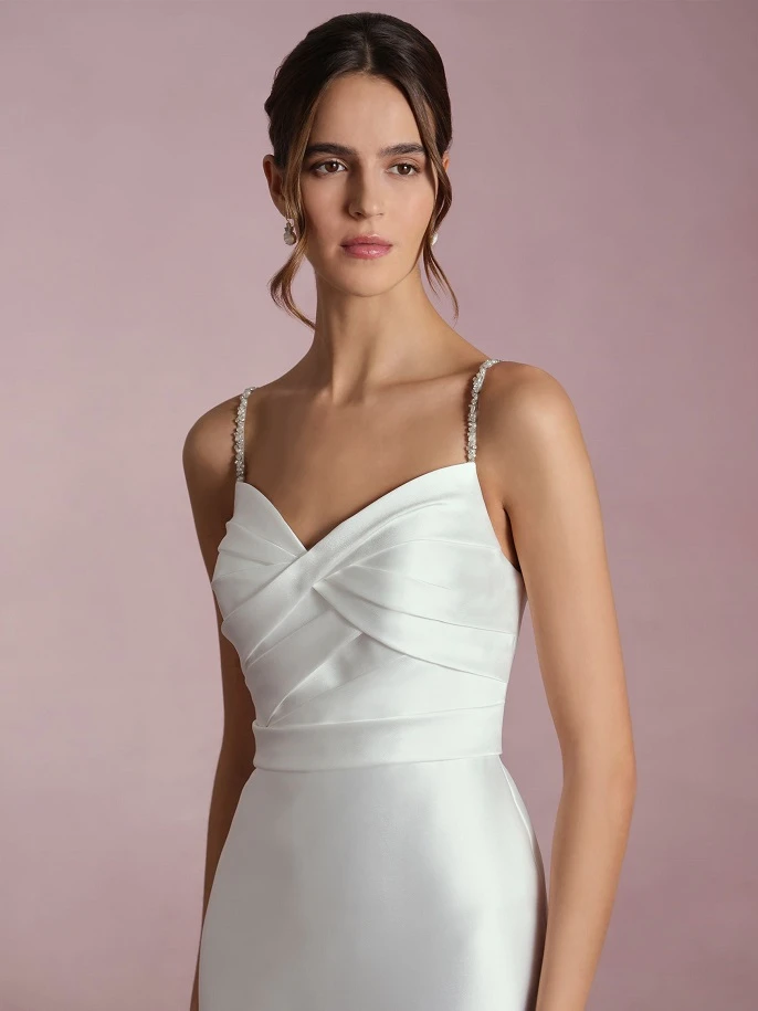 white one fumiko close