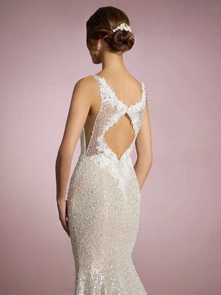 White One Takara close back