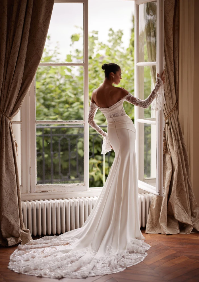 Yedyna Josephine back