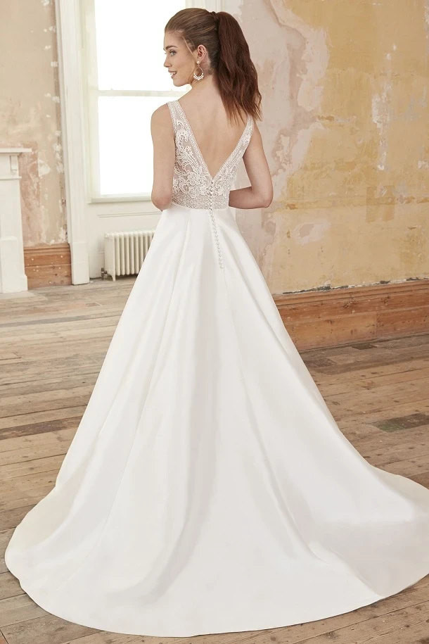 Adore 11215 zonder mouwen back