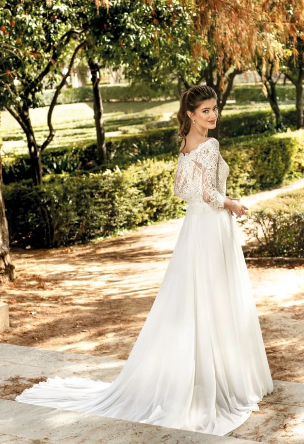 Agnes Fashion Group TO-1105T back