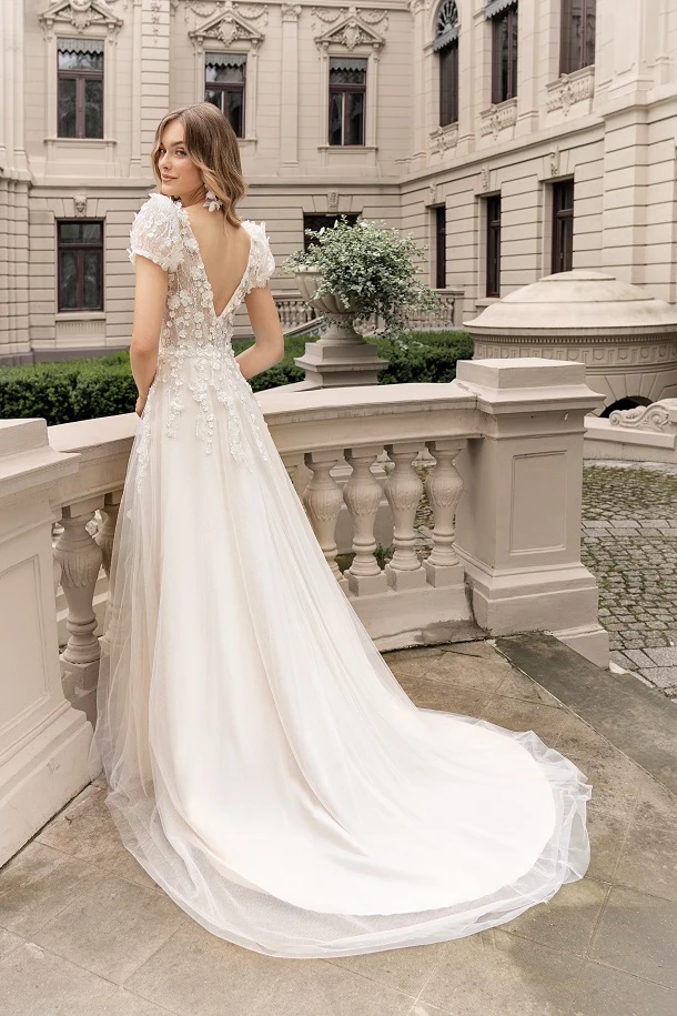 Agnes Fashion Group TO 1531T back