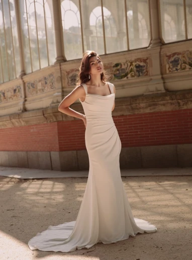 agnes fashion group to 2210t