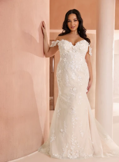 Amy-front-AzureeBridal-LS-0306