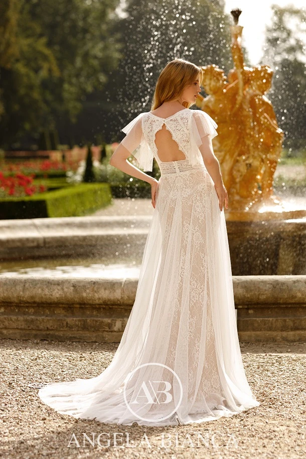 Angela BIanca 1080 back