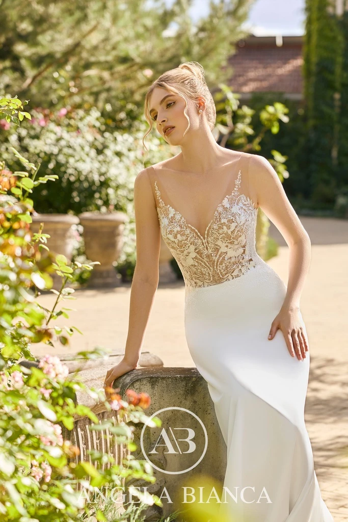 Angela Bianco 1150 close