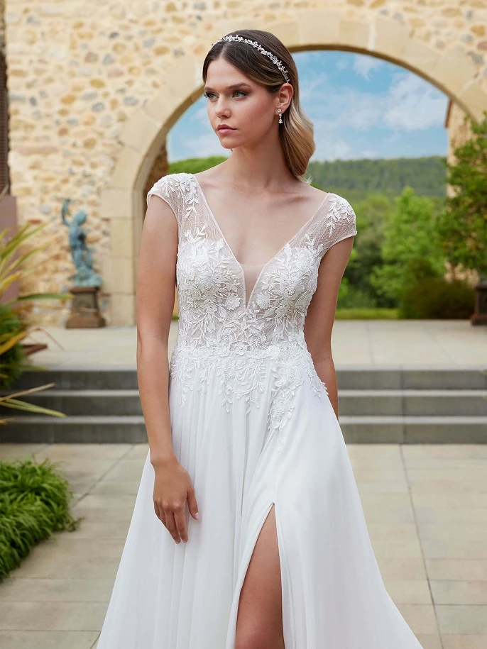 bianco evento amethyst close