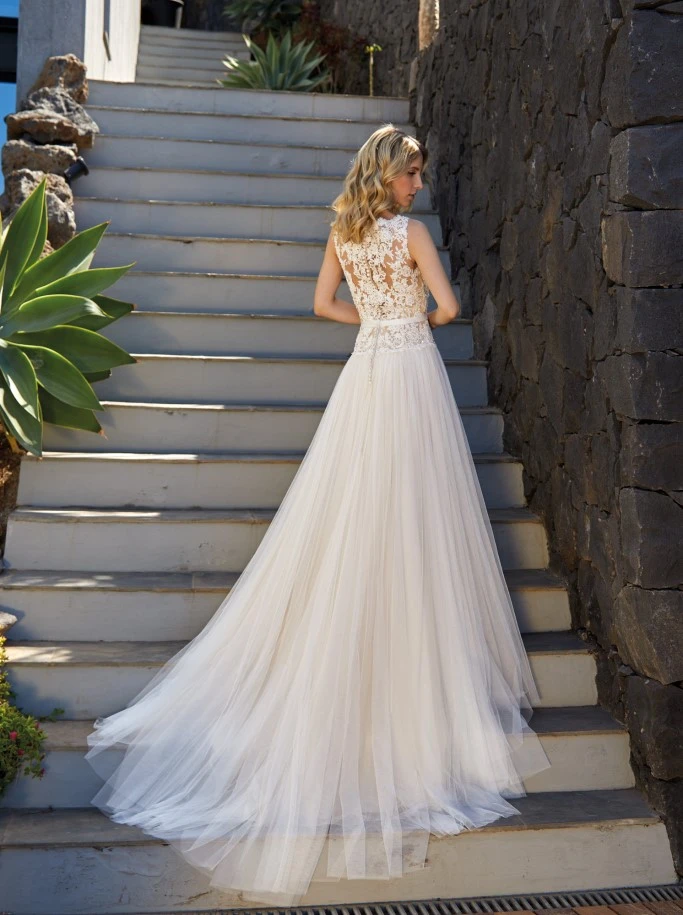 Diane Legrand 7541 back