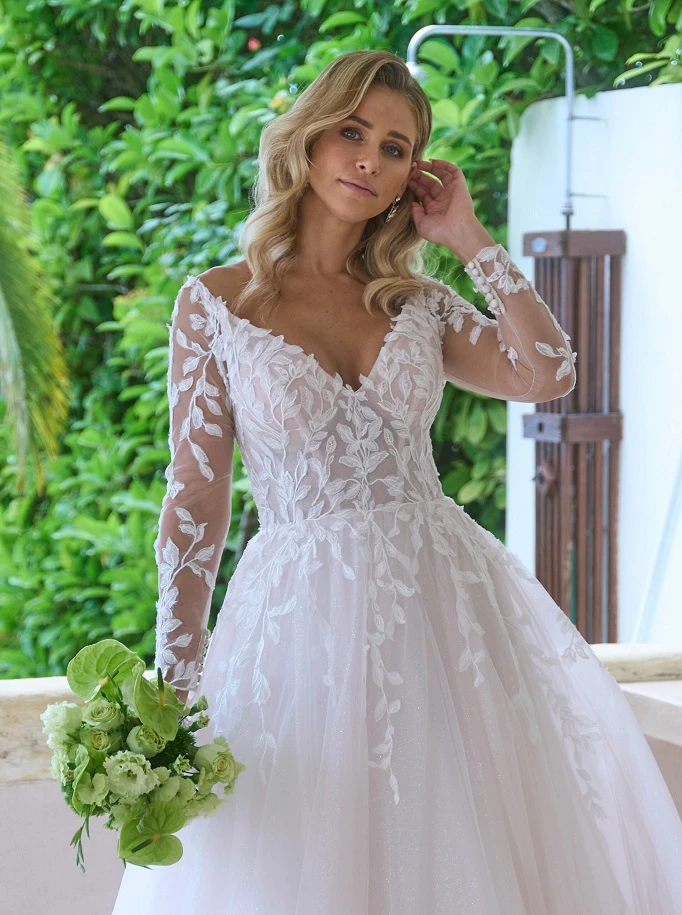 diane le grand 82201 back close 