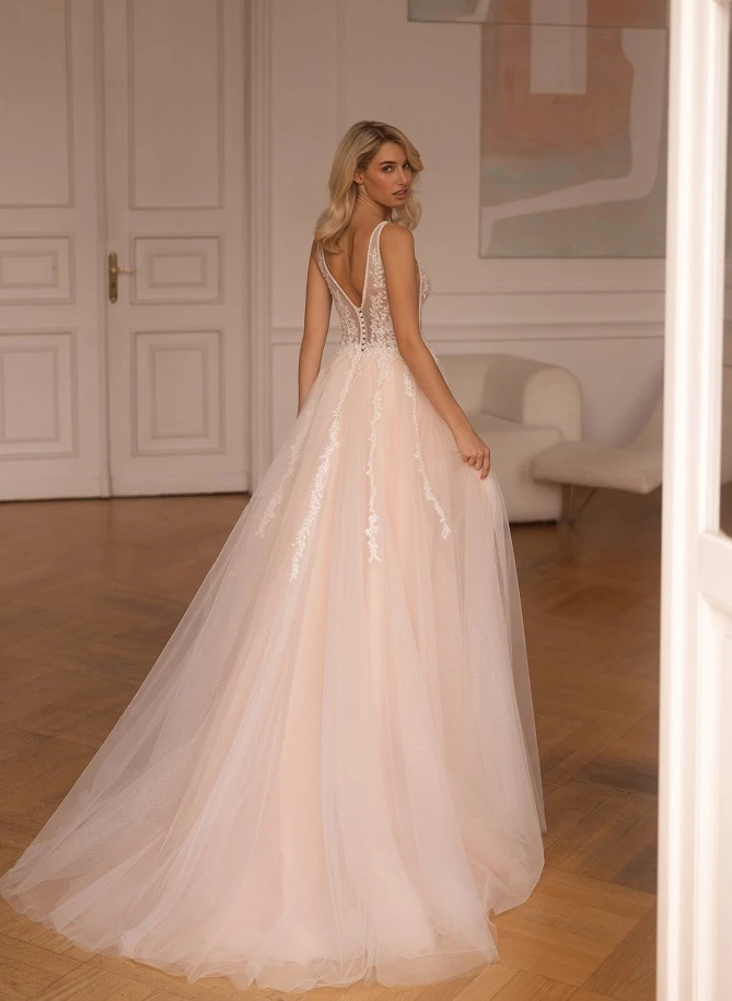 elizabeth passion e 5406t back