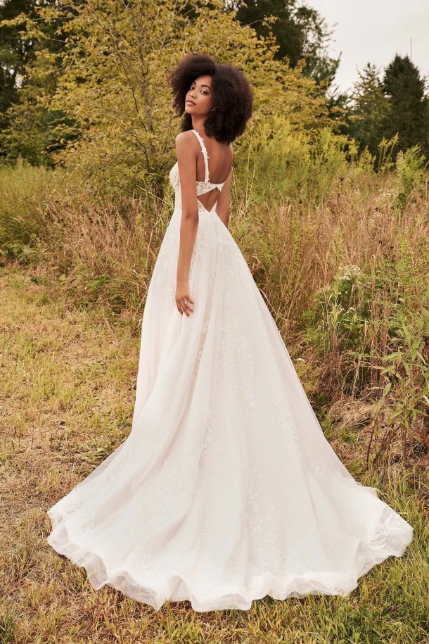 Lillian West 66198 back