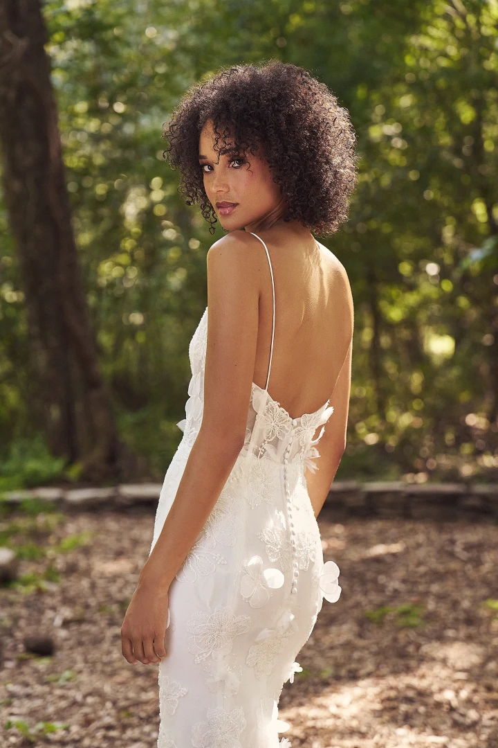 Lillian West 66340 close back