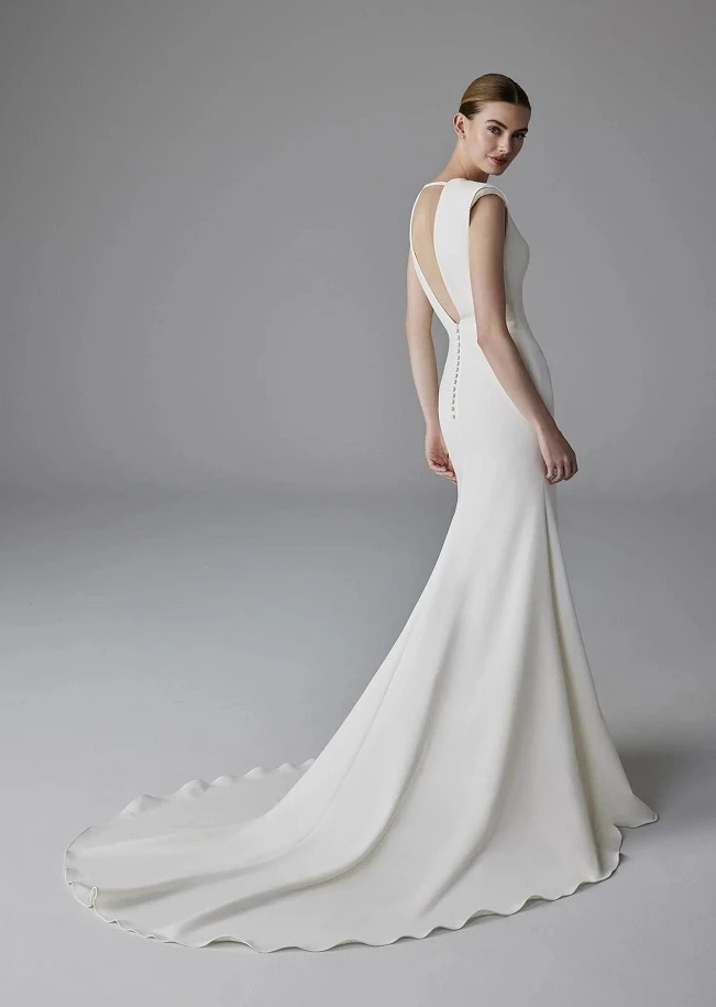 pronovias delicatesse back