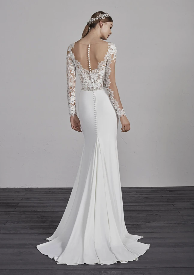 Pronovias Emy back