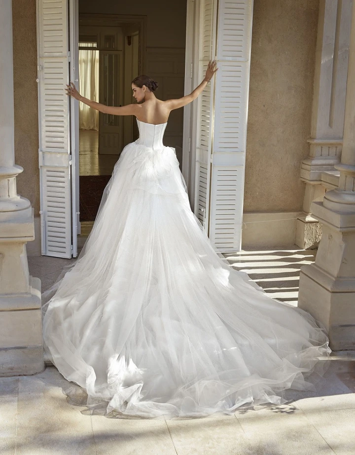 Susanna Rivieri 315667 back