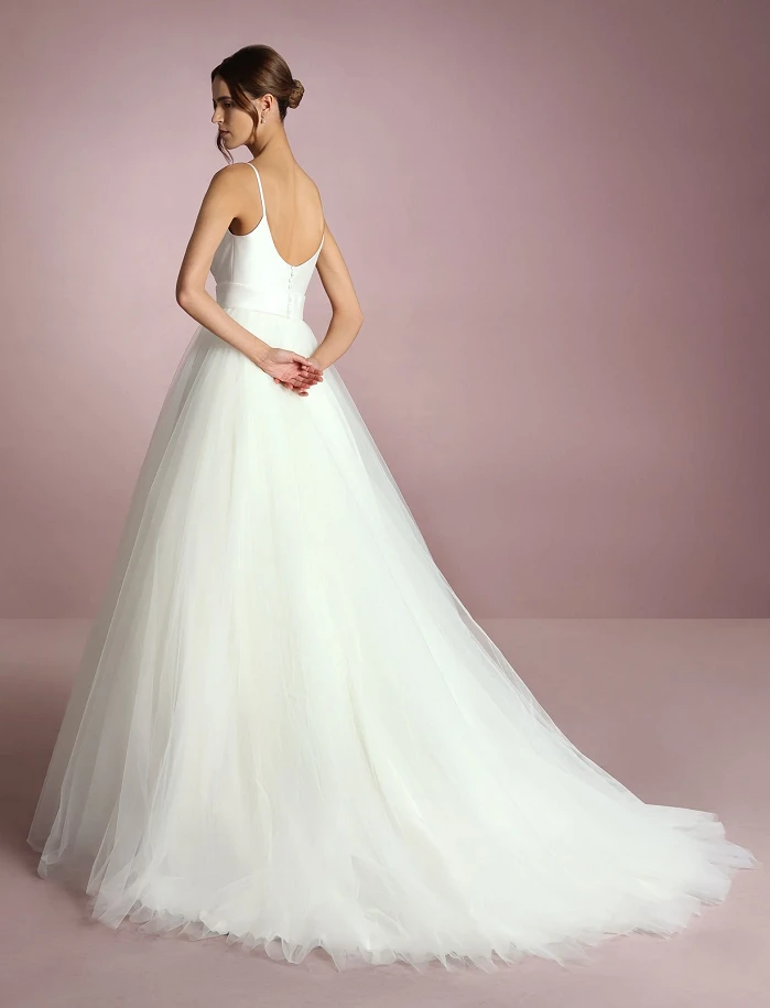 white one sumiko back