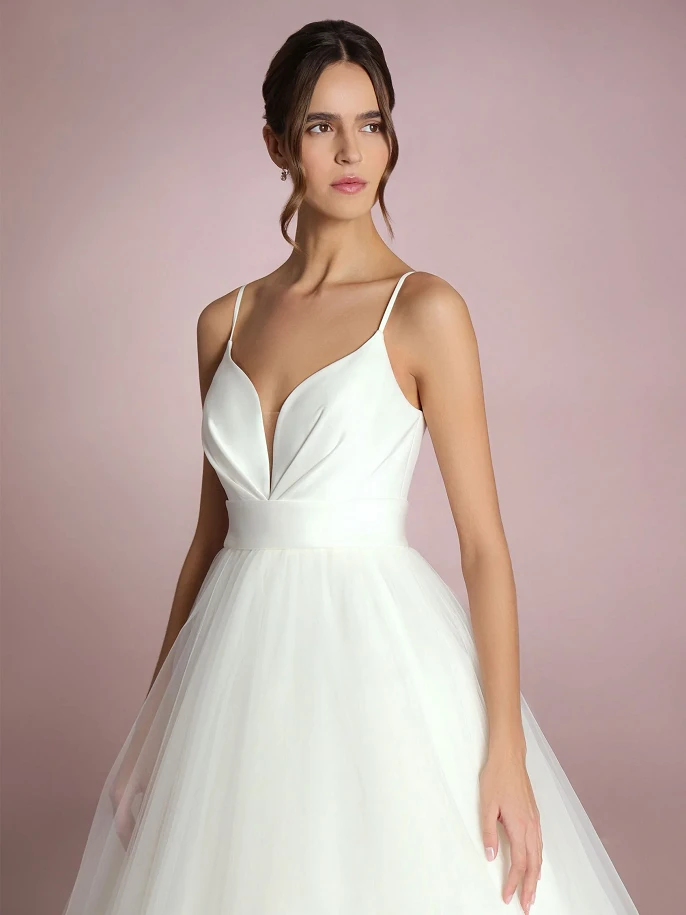 white one sumiko close