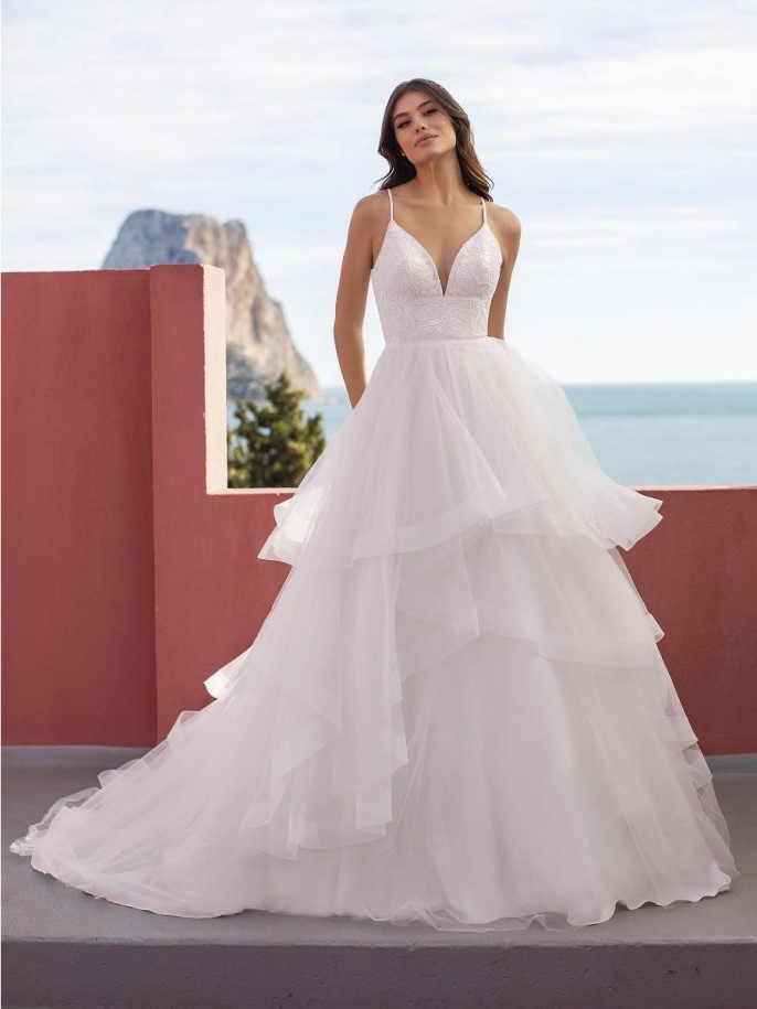 White One Ravyn