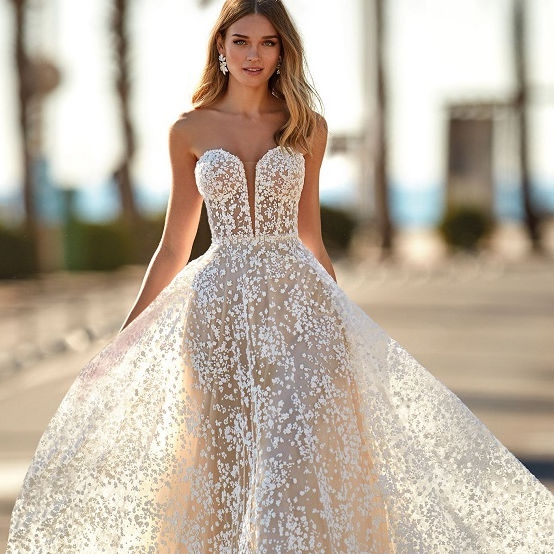 Casablanca Bridal 2025